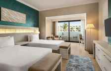 Двухместный номер Classic с частичным видом на море