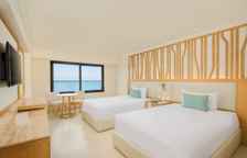 Четырёхместный номер Deluxe с видом на залив