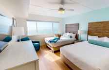 Condo с 2 комнатами с угловым балконом и oceanfront