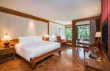 Двухместный номер Guest с балконом и with garden/partial sea view