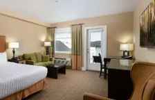 Двухместный номер Premium Water View с балконом