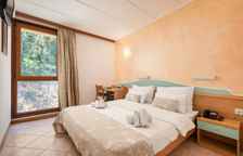 Двухместный номер Economy с видом на улицу