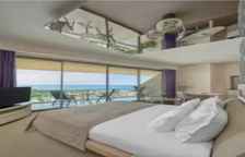 Люкс семейный с балконом и с видом на море