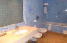 Двухместный номер Standard с видом на улицу