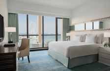 Двухместный номер Ain Dubai View с балконом и с видом на море