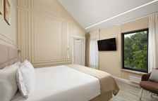 Premium Suite