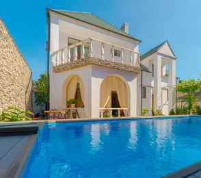 Отель «Аква»