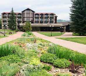 Парк-отель «Ая»