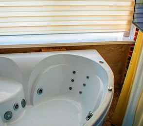 Jacuzzi SPA ApartComplex Kaskad, фото 15