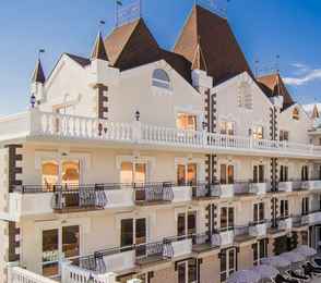 Отель «Камелот»