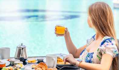 12 хороших и недорогих санаториев с бассейном и шведским столом в 2024 году