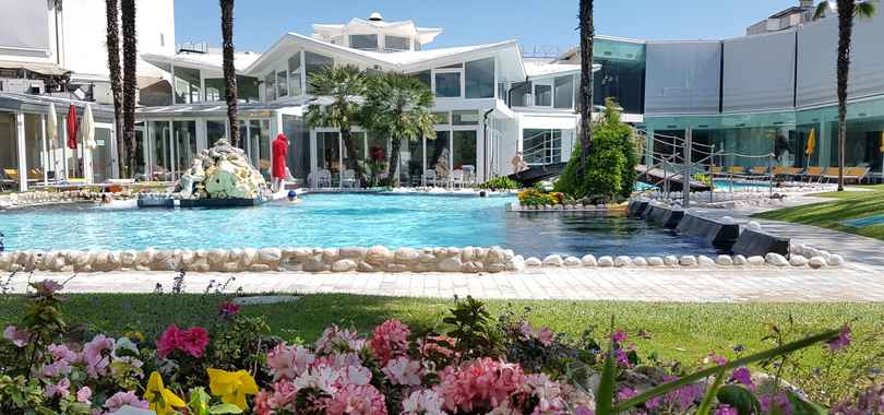 Panoramic Hotel Plaza