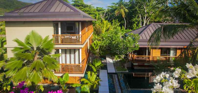 Dhevatara Beach Hotel