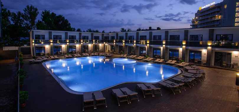 Grand Sapphire Village