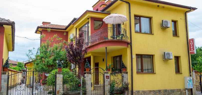 Family Hotel Kavrakovi