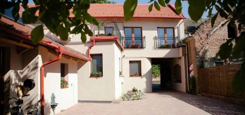 LuDo Apartman Hotel & Spa