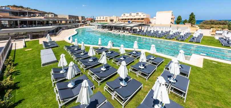 Kiani Beach Resort Family