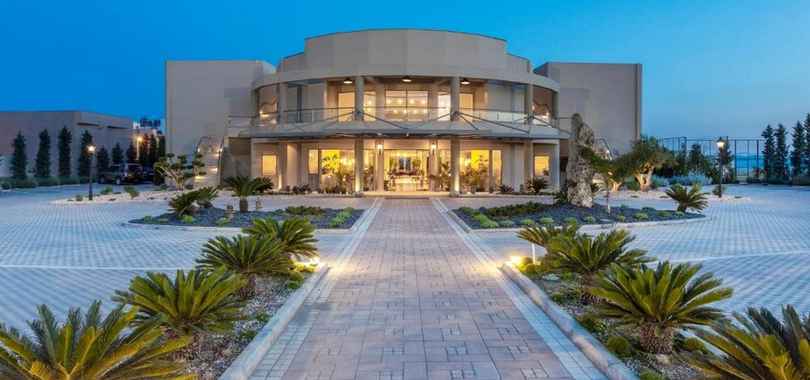 Elysian Luxury Hotel & Spa