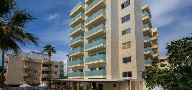 Kapetanios Limassol Hotel