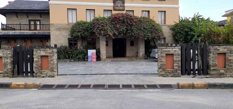 Temple Tree Resort & Spa