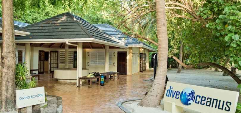 Royal Island Resort & Spa