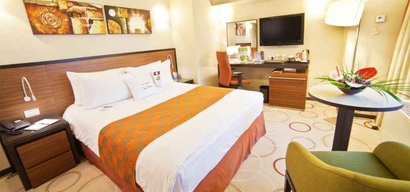 DoubleTree by Hilton Bucharest - Unirii Square, фото 3