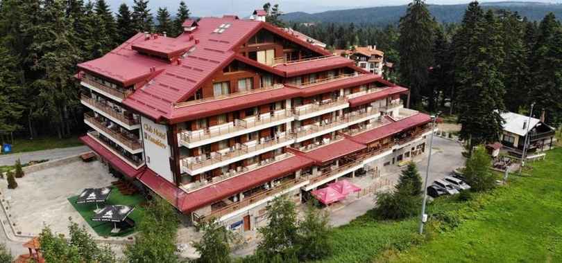 Yanakiev Club Hotel
