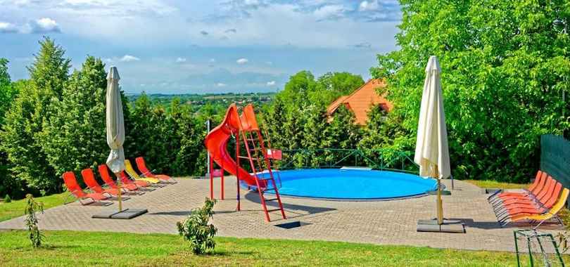 Fried Castle Hotel and Restaurant