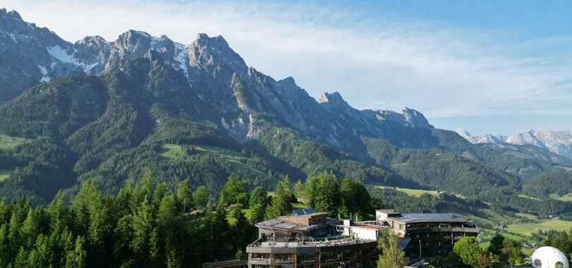 Holzhotel Forsthofalm