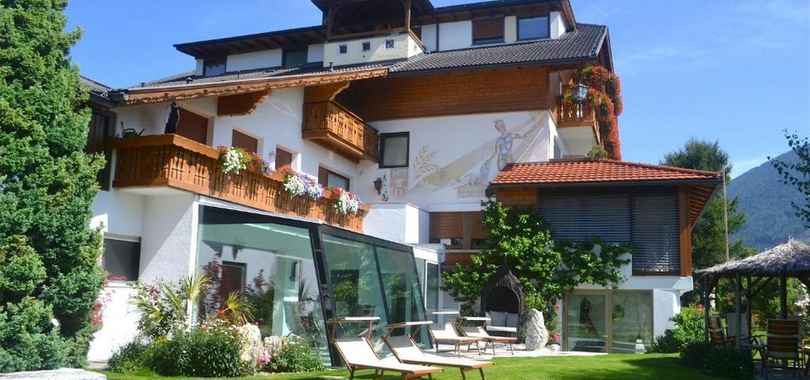 Mineralienhotel Natznerhof