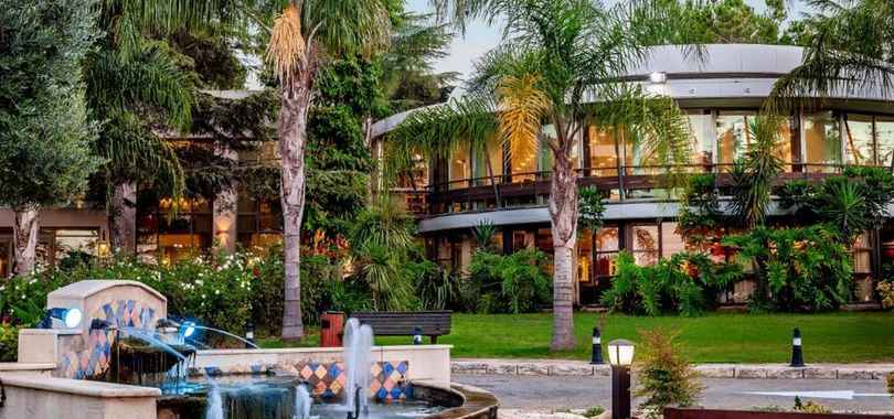 Hacienda Forest View Hotel