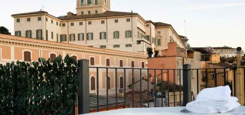 Navona Palace Luxury Inn