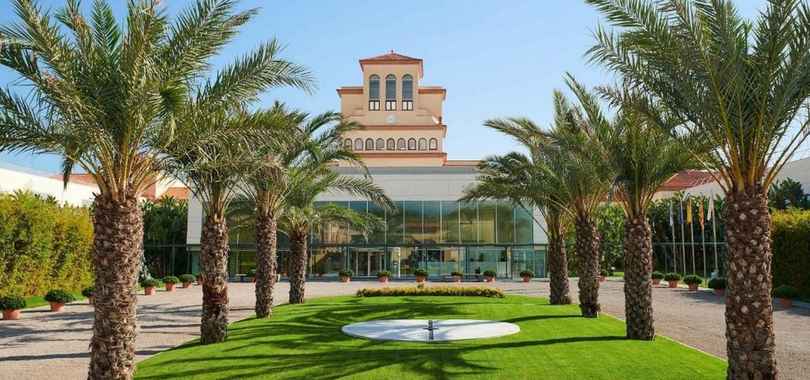 Le Meridien Ra Beach Hotel & Spa