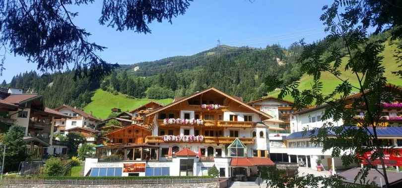 Hotel Kristall - Adults only