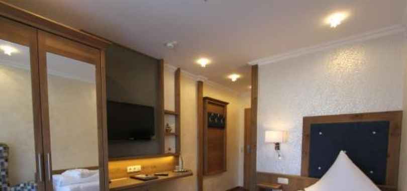 Kristall- & Vitalhotel Bergknappenhof