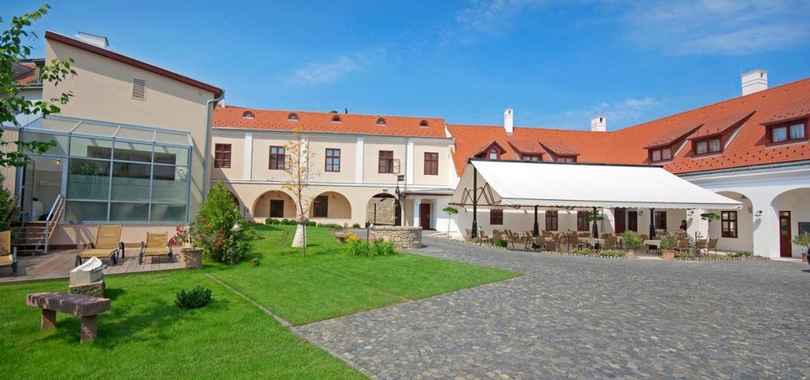 Hotel Historia & Historante