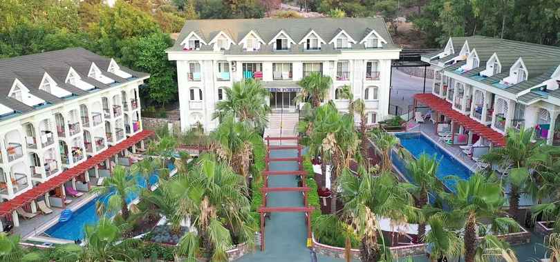Green Forest Holiday Village