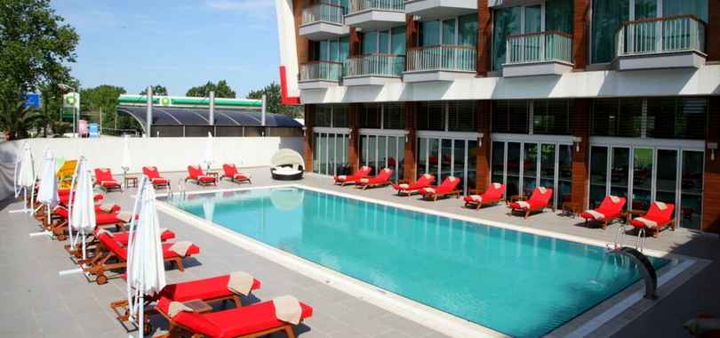 Отель Lova Hotel & Spa