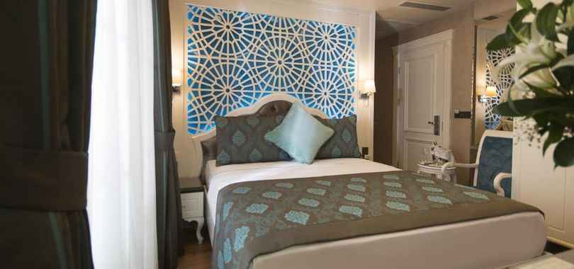 Antusa Palace Hotel & Spa