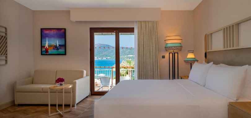 DoubleTree by Hilton Bodrum Isil Club Resort, фото 8