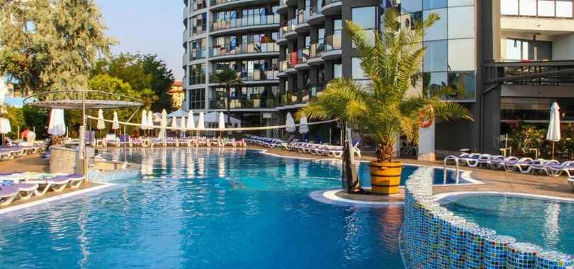 Smartline Meridian Hotel