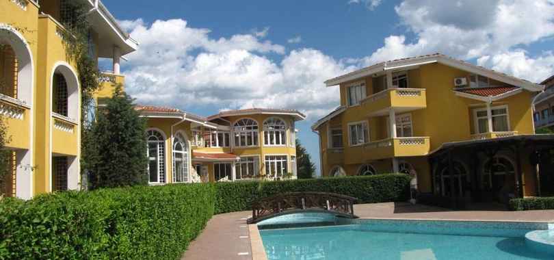 Blue Orange Beach Resort