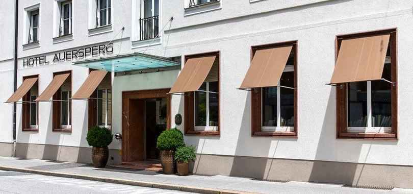 Hotel & Villa Auersperg