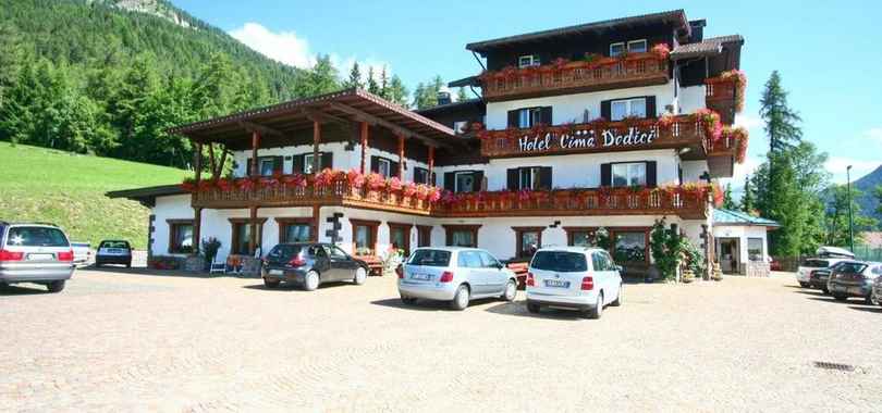 Hotel Cima Dodici