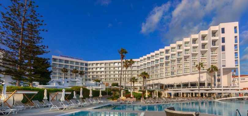 Leonardo Plaza Cypria Maris Beach Hotel & Spa