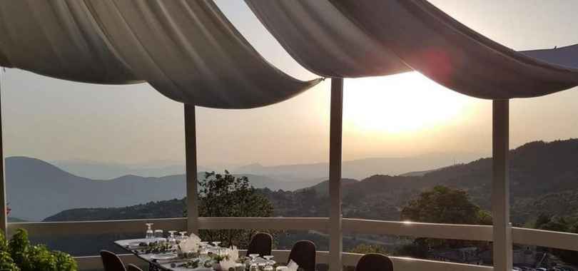 Mikro Papigo 1700 Hotel & Spa