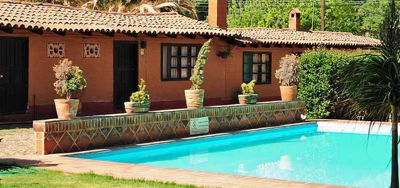 Villa Patzcuaro Garden Hotel & RV Park