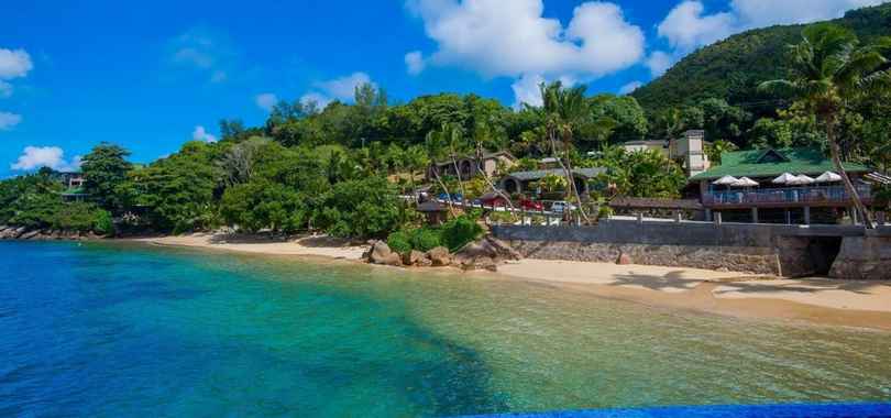 Coco de Mer Hotel & Black Parrot Suites