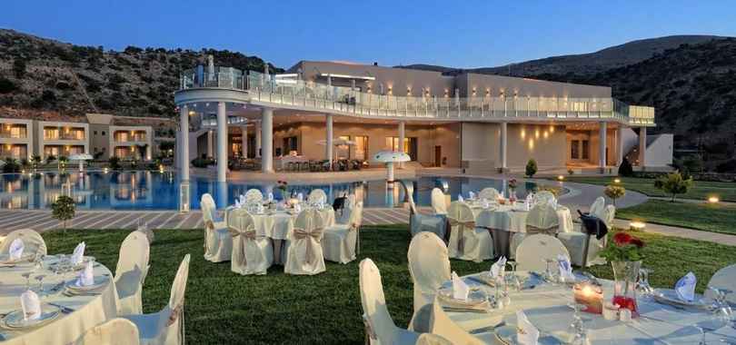 Royal Heights Resort Villas & Spa