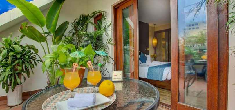 Oriental Suites Hotel & Spa